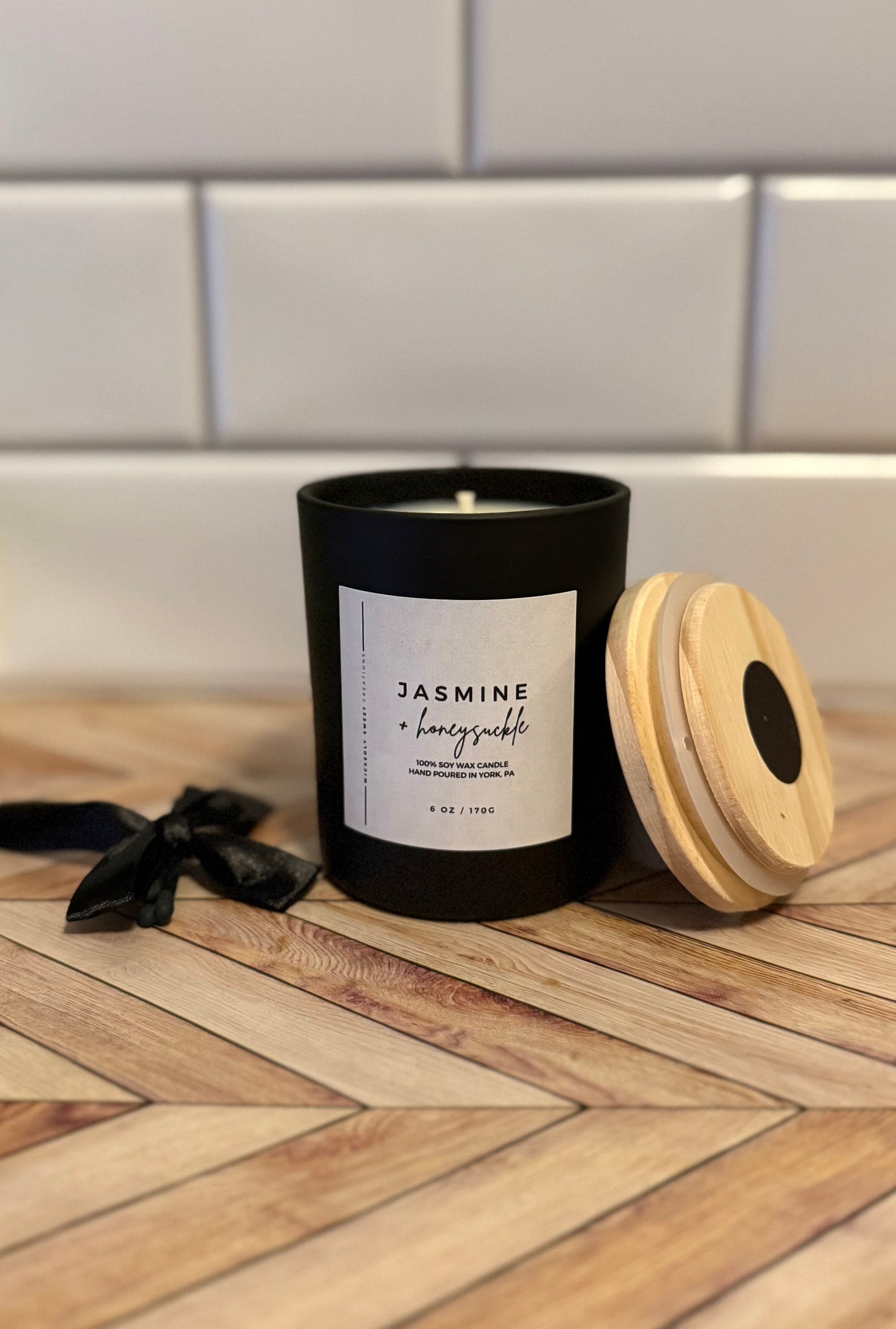Jasmine & Honeysuckle Candle