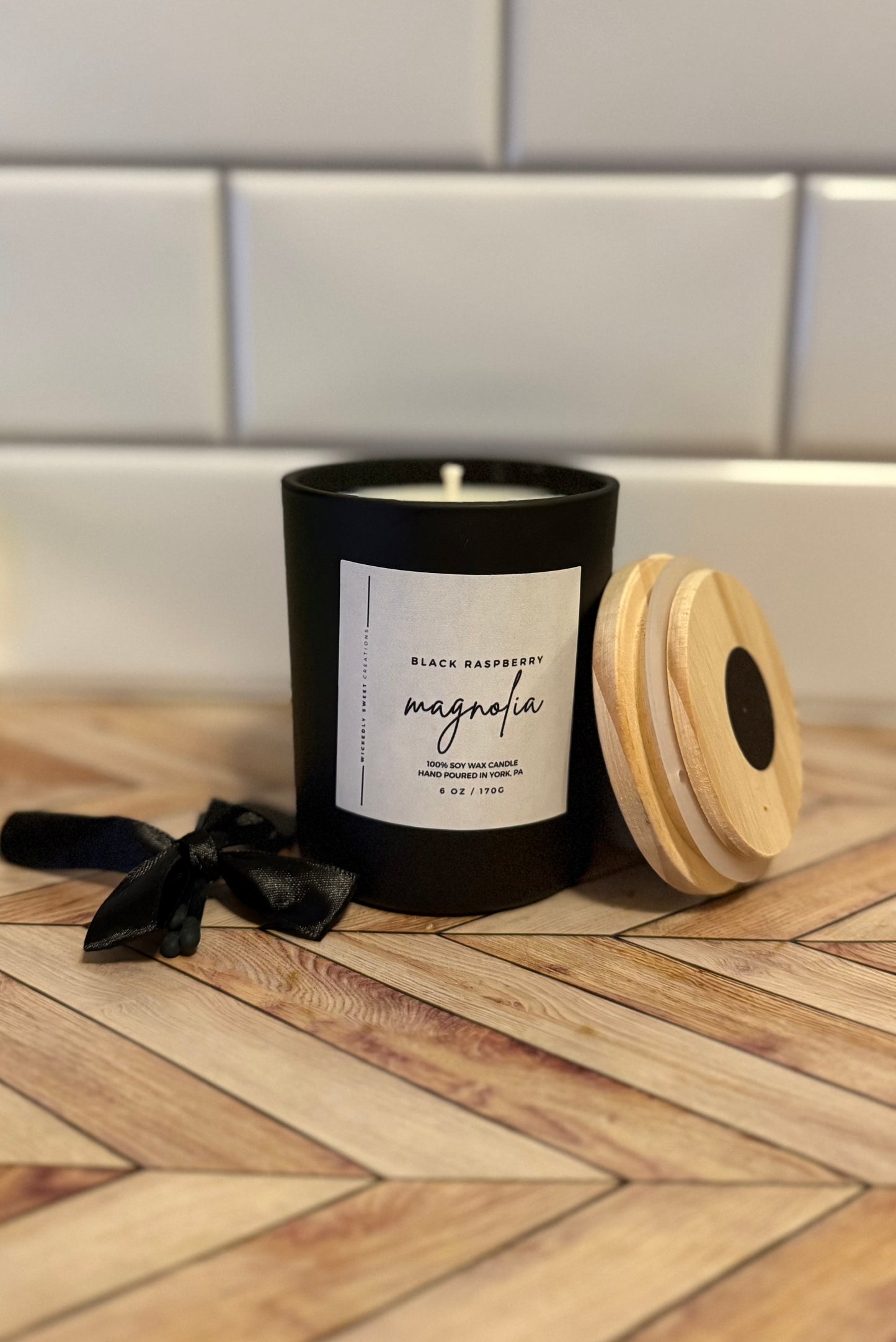 Black Raspberry Magnolia Candle
