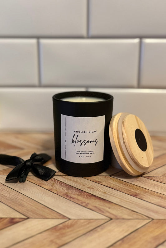 English Lilac Blossoms Candle